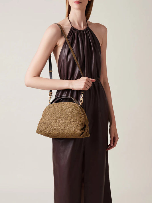 Sac dôme "Dora" en raphia tressé doré